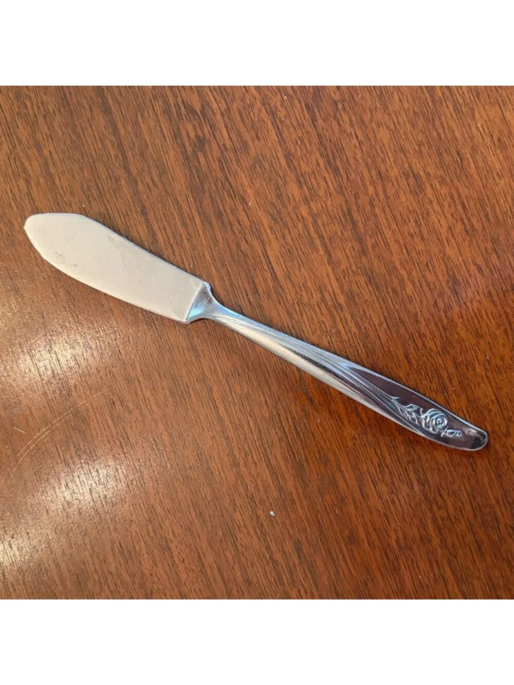 Oneida Custom Roseanne Stainless Steel Flatware 49 Piece Fork Spoon Knife Rose